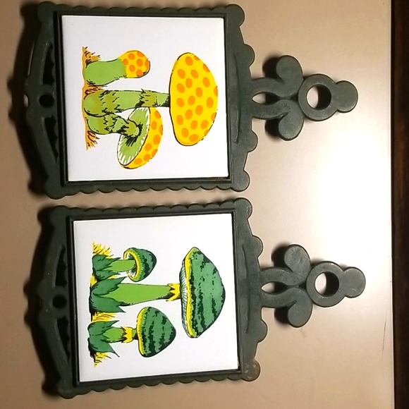 Vintage Prince Mushroom Trivet set- Made in Taiwan
